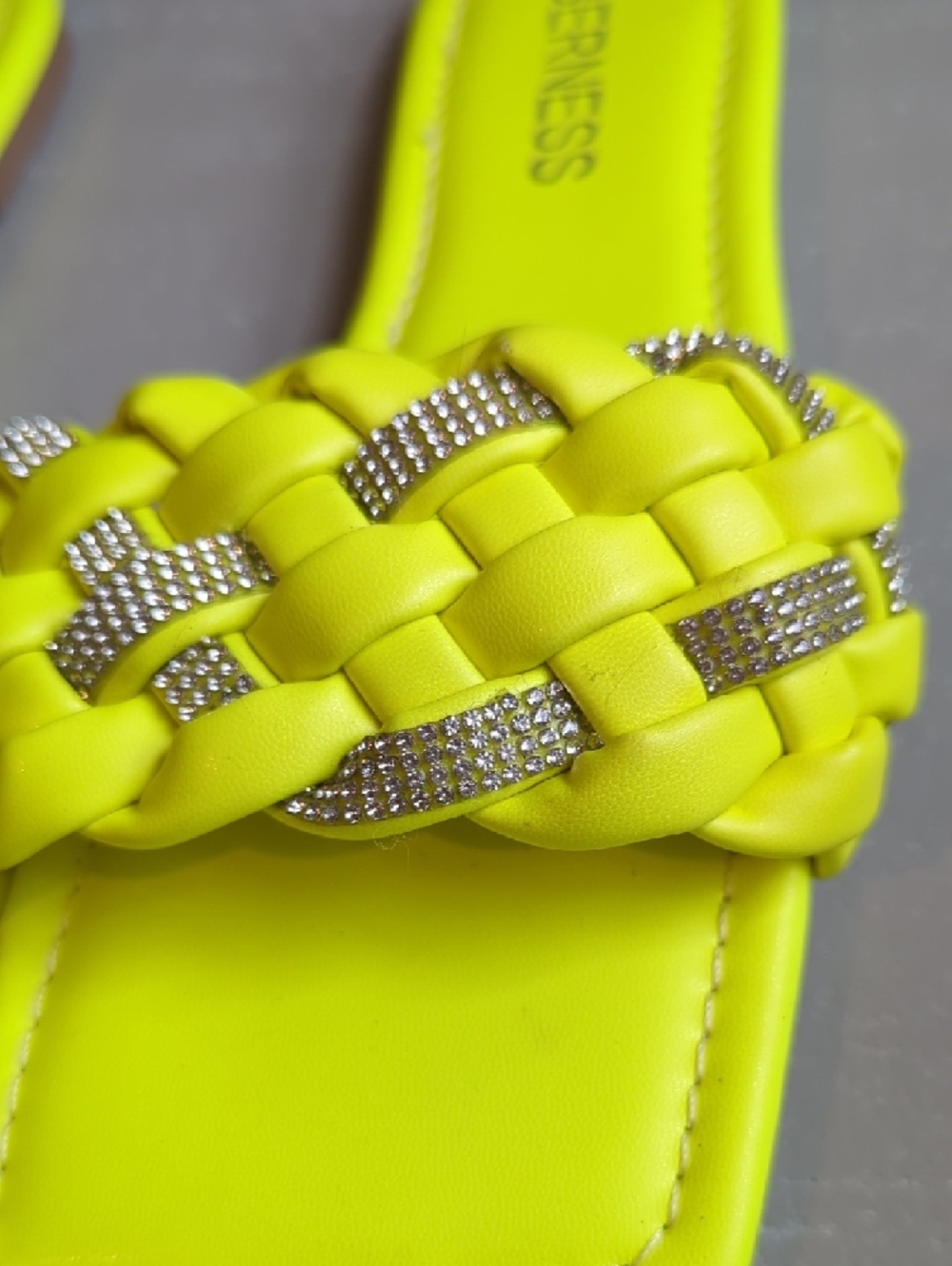 Berness Neon Yellow Braided Slide Sandals‎ size 7 image 4